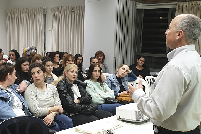 עפולה: למעלה מ-100 נשים החלו קורס הכשרה לגיל הרך